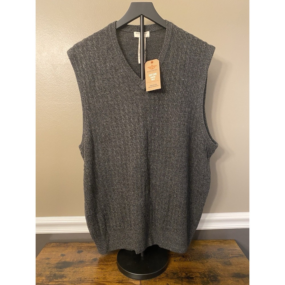 Dockers Sweater Vest Mens XL Gray Grey Knit V Neck Lightweight Pullover NWT